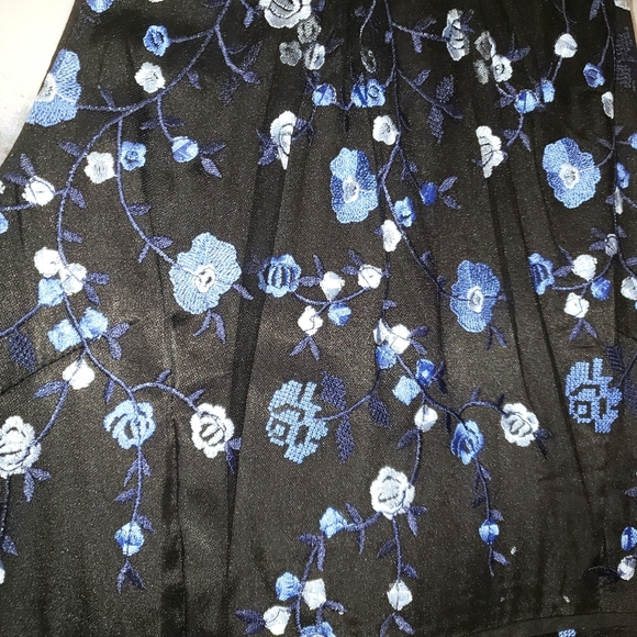 NEW! Tahari ASL black high/low embroidered dress - Picture 7 of 13